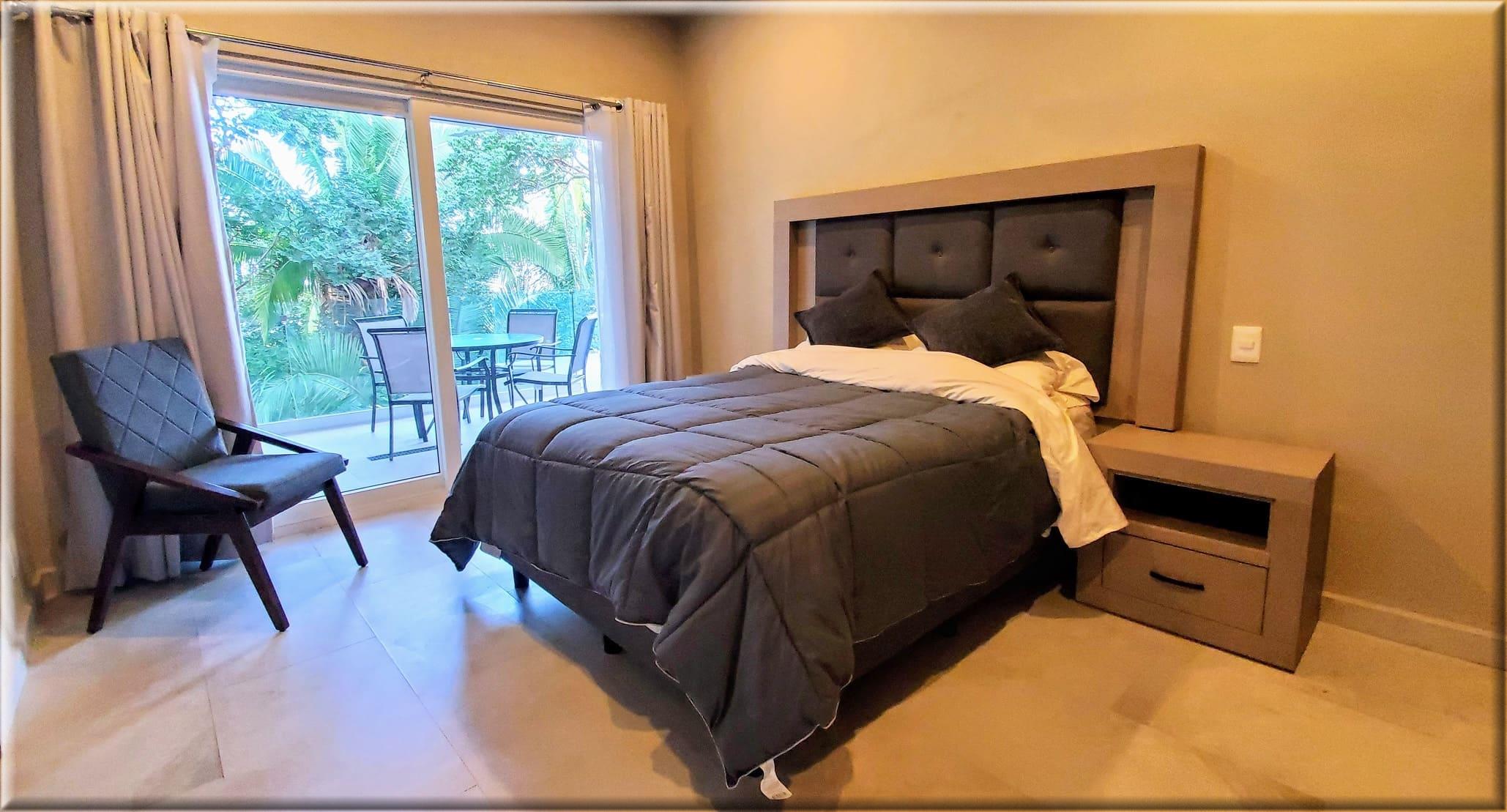 Bedroom Suite with jungle views Bedroom Suite with jungle views